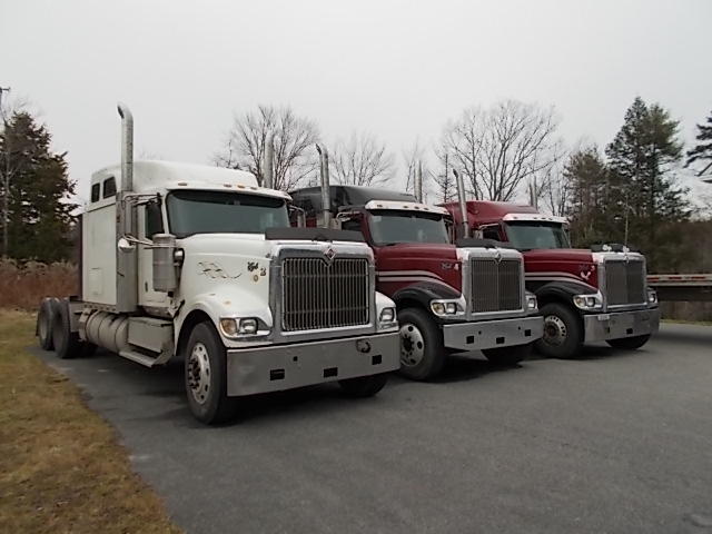 TIMED ONLINE AUCTION (3) 2007 INTERNATIONAL ROAD TRACTORS - TRAILER Auction