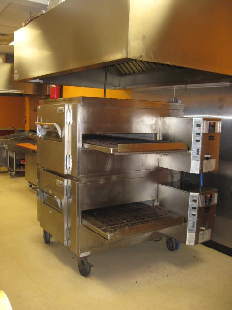 TIMED ONLINE AUCTION LATE MODEL PIZZA & SANDWICH SHOP EQUIPMENT Auction