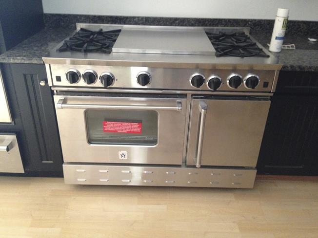 TIMED ONLINE AUCTION 275+ NEW BRAND NAME APPLIANCES - FLOOR MODELS Auction