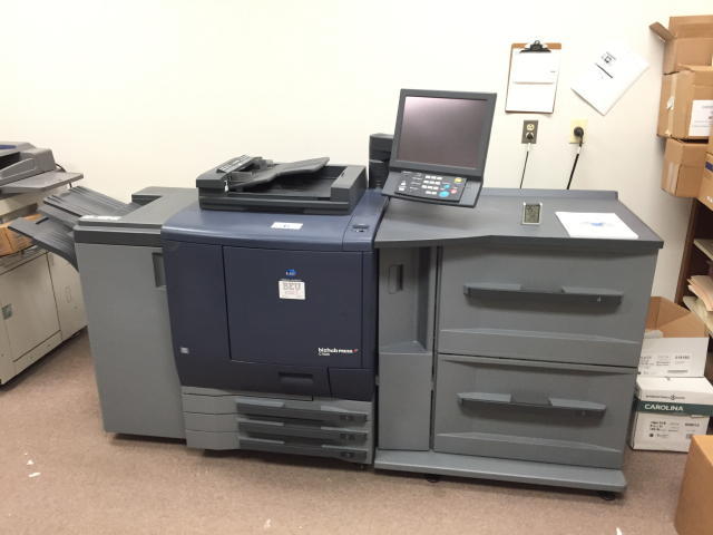 TIMED ONLINE AUCTION PRINT SHOP EQUIPMENT - APPLE COMPUTERS - COPIERS Auction