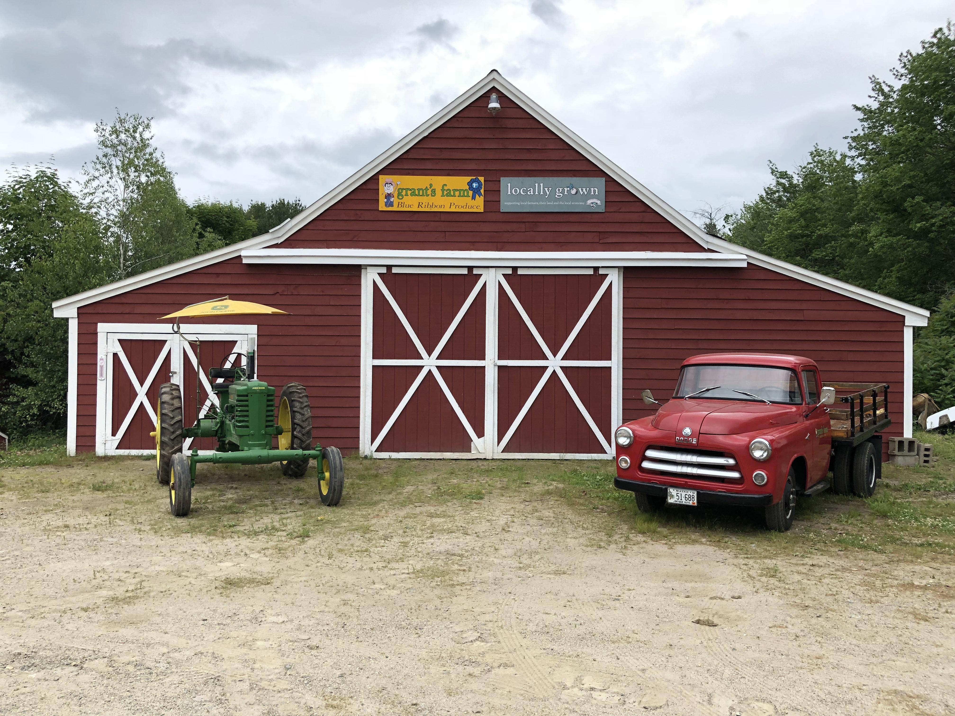 ONSITE & ONLINE FARM EQUIPMENT AUCTION - JD TRACTORS - SKID STEER - TRUCKS - POWER SPORTS Auction