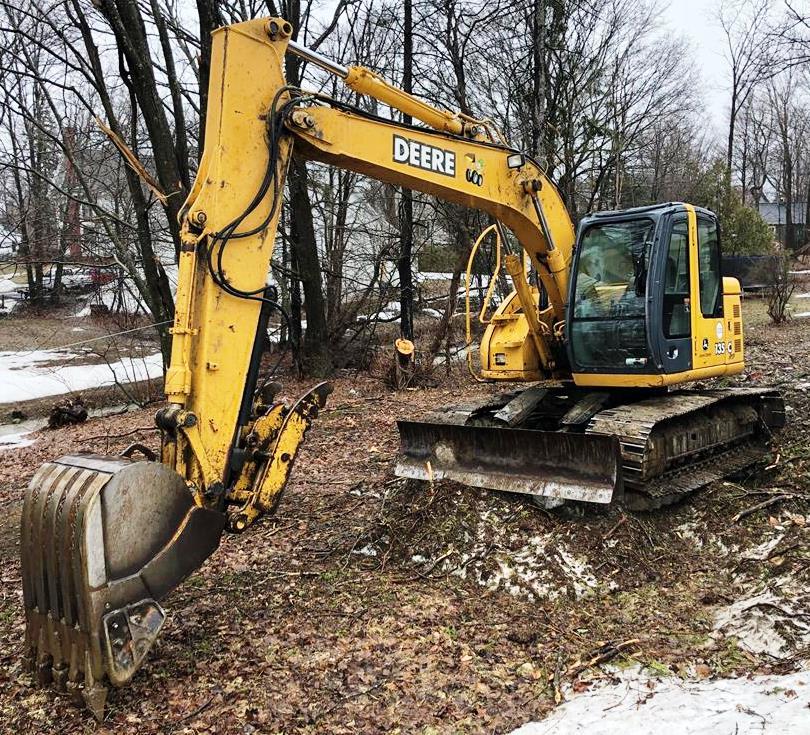 ONSITE & ONLINE CONSTRUCTION EQUIPMENT AUCTION - JD EXCAVATORS - DOZERS - DUMPS - SCREENER Auction