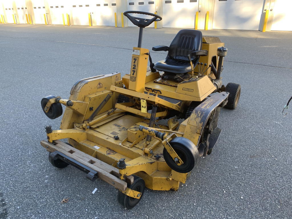 TIMED ONLINE AUCTION KAWASAKI MULE & DRIVING RANGE EQUIPMENT Auction