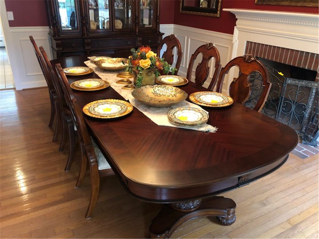 TIMED ONLINE AUCTION BRAND NAME HOME FURNISHINGS - PRINTS - DECOR Auction