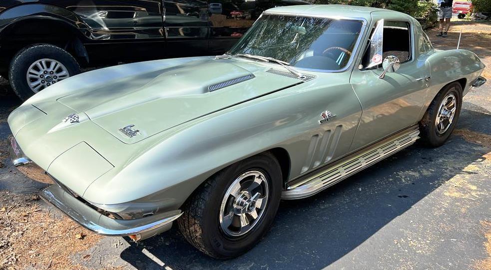 UNRESERVED PUBLIC TIMED ONLINE AUCTION: CORVETTES - TRUCKS - ANTIQUES Auction
