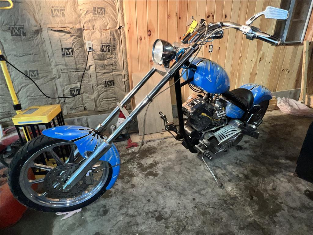 PUBLIC TIMED ONLINE AUCTION- VINTAGE RACING OUTBOARDS - BOATS - CHOPPER Auction