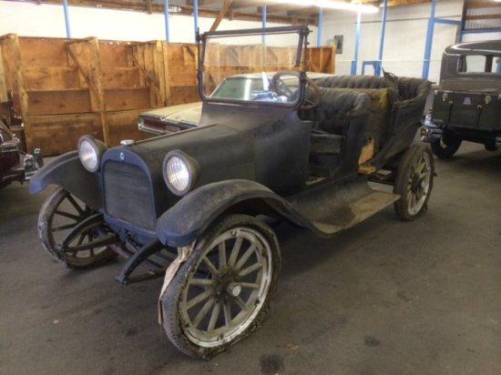 PUBLIC TIMED ONLINE AUCTION ANTIQUES, HOME FURNISHINGS, ANTIQUE CARS Auction