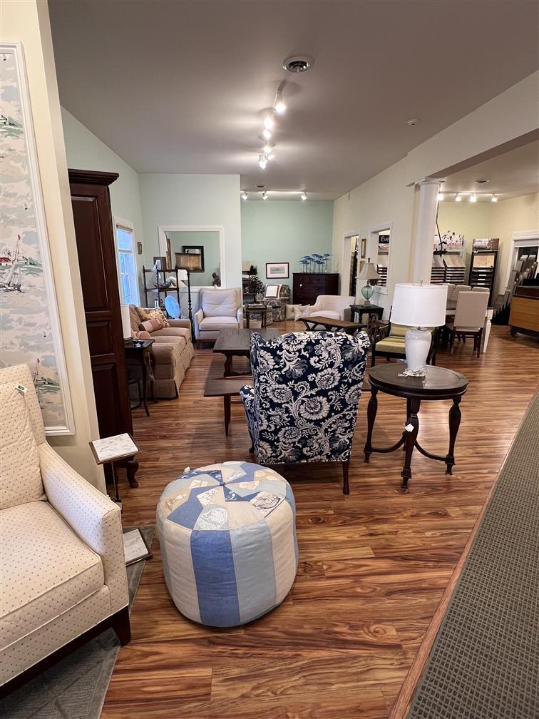 PUBLIC TIMED ONLINE AUCTION INTERIOR DESIGN SHOWROOM FURNITURE, EQUIP Auction