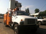 2000 GMC C7500 bucket truck Auction Photo