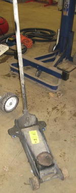 TIMED ONLINE AUCTION AUTOMOTIVE REPAIR & SHOP SUPPORT EQUIPMENT Auction Photo