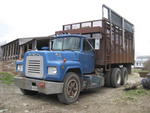 1974 Mack R685 Auction Photo