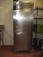 ENTIRETY # 2 - TRAULSEN 1-DR REFRIGERATOR Auction Photo