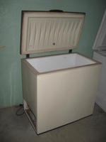 Gibson Chest Freezer Auction Photo