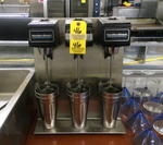 HAMILTON BEACH 950 MIXER Auction Photo