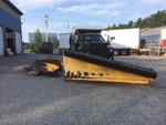 2000 GMC 7600 plow truck Auction Photo