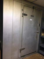 TIMED ONLINE AUCTION LARGE RESTAURANT EQUIPMENT & FURNITURE AUCTION Auction Photo