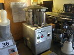 TIMED ONLINE AUCTION LARGE RESTAURANT EQUIPMENT & FURNITURE AUCTION Auction Photo