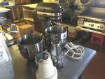 TIMED ONLINE AUCTION LARGE RESTAURANT EQUIPMENT & FURNITURE AUCTION Auction Photo
