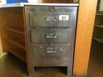 TIMED ONLINE AUCTION LARGE RESTAURANT EQUIPMENT & FURNITURE AUCTION Auction Photo