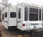 2001 MONTANA 3280RL 5TH WHEEL Auction Photo