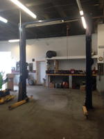 2011 CHALLENGER E10 10,000LB. 2-POST LIFT