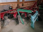 LIVE ONSITE & WEBCAST, FARM TRACTORS - IMPLEMENTS - VEHICLES & SUPPORT EQUIPMENT Auction Photo