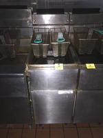 TIMED ONLINE AUCTION RESTAURANT EQUIPMENT & DINING FURNITURE Auction Photo