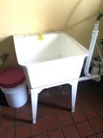 TIMED ONLINE AUCTION RESTAURANT EQUIPMENT & DINING FURNITURE Auction Photo