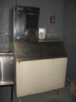 RESTAURANT EQUIPMENT AUCTION - ICE CREAM EQUIPMENT - REFRIGERATION - FURNITURE - COLLECTIBLES Auction Photo