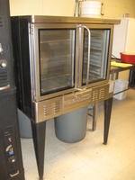 RESTAURANT EQUIPMENT AUCTION - ICE CREAM EQUIPMENT - REFRIGERATION - FURNITURE - COLLECTIBLES Auction Photo