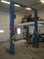 LIVE ONSITE & WEBCAST, AUTO REPAIR - TOOLS - VEHICLES - KAYAKS - TRUCKS - 1300+/- TIRES Auction Photo