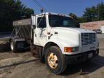 2001 INTERNATIONAL SAND TRUCK