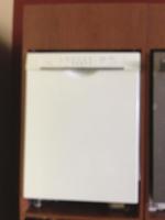 TIMED ONLINE AUCTION 275+ NEW BRAND NAME APPLIANCES - FLOOR MODELS  Auction Photo