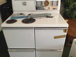 TIMED ONLINE AUCTION 275+ NEW BRAND NAME APPLIANCES - FLOOR MODELS  Auction Photo