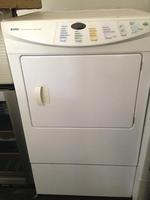TIMED ONLINE AUCTION 275+ NEW BRAND NAME APPLIANCES - FLOOR MODELS  Auction Photo