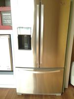 TIMED ONLINE AUCTION 275+ NEW BRAND NAME APPLIANCES - FLOOR MODELS  Auction Photo
