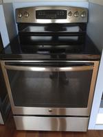 TIMED ONLINE AUCTION 275+ NEW BRAND NAME APPLIANCES - FLOOR MODELS  Auction Photo