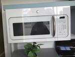 TIMED ONLINE AUCTION 275+ NEW BRAND NAME APPLIANCES - FLOOR MODELS  Auction Photo