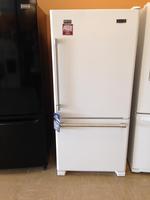 TIMED ONLINE AUCTION 275+ NEW BRAND NAME APPLIANCES - FLOOR MODELS  Auction Photo