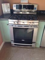 TIMED ONLINE AUCTION 275+ NEW BRAND NAME APPLIANCES - FLOOR MODELS  Auction Photo