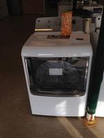 TIMED ONLINE AUCTION 275+ NEW BRAND NAME APPLIANCES - FLOOR MODELS  Auction Photo