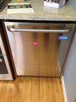 TIMED ONLINE AUCTION 275+ NEW BRAND NAME APPLIANCES - FLOOR MODELS  Auction Photo