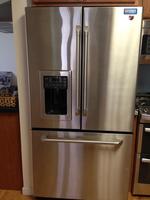 TIMED ONLINE AUCTION 275+ NEW BRAND NAME APPLIANCES - FLOOR MODELS  Auction Photo