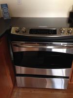 TIMED ONLINE AUCTION 275+ NEW BRAND NAME APPLIANCES - FLOOR MODELS  Auction Photo