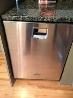 TIMED ONLINE AUCTION 275+ NEW BRAND NAME APPLIANCES - FLOOR MODELS  Auction Photo