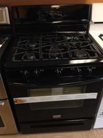TIMED ONLINE AUCTION 275+ NEW BRAND NAME APPLIANCES - FLOOR MODELS  Auction Photo