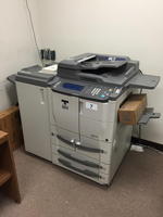TIMED ONLINE AUCTION PRINT SHOP EQUIPMENT - APPLE COMPUTERS - COPIERS Auction Photo