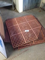 ANTI-FATIGUE KITCHEN MATS Auction Photo