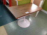 SINGLE PEDESTAL TABLE Auction Photo