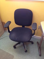 MULTI-TASK OFFICE CHAIR Auction Photo